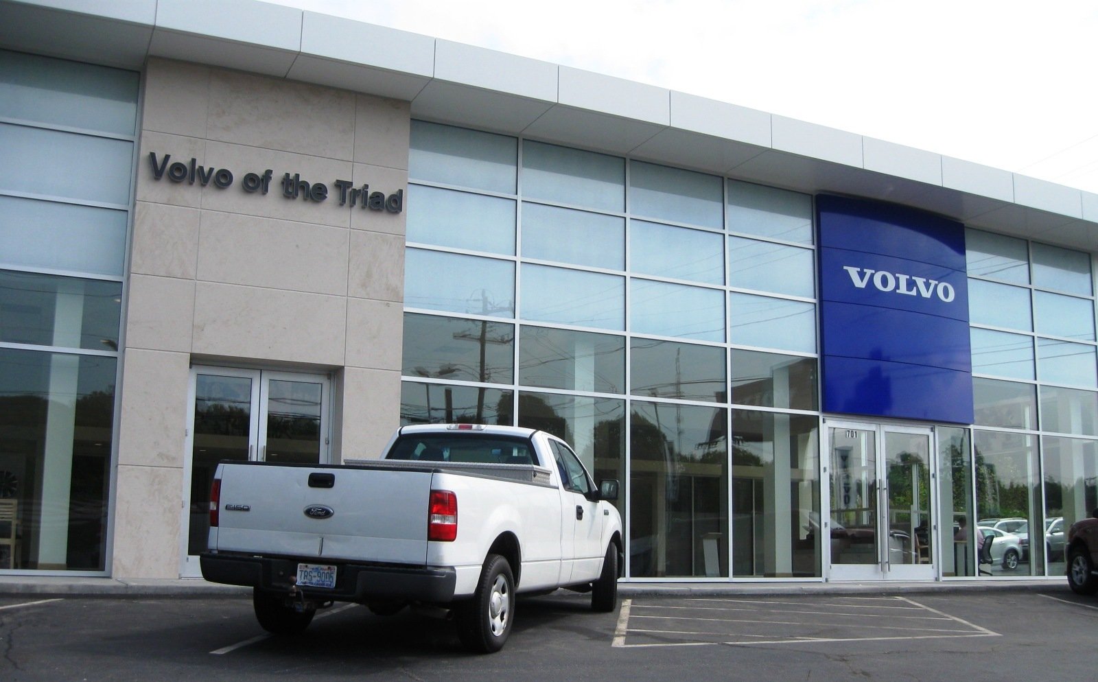 Quality Glass Service Inc 24 Hour Emergency Glass Repair Greensboro, NC